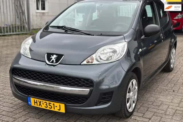 Peugeot 107 (2010) thumbnail 1