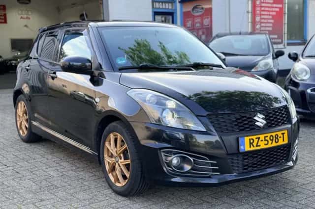 Suzuki Swift (2014) thumbnail 3