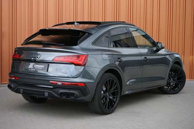 Audi Q5 (2021) thumbnail 3