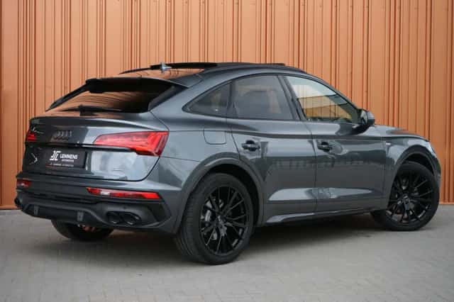 Audi Q5 (2021) thumbnail 5