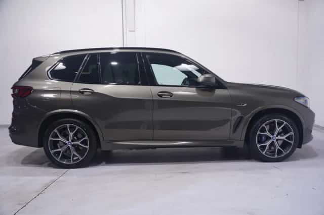 BMW X5 (2022) thumbnail 4
