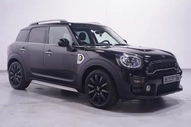 MINI Countryman (2018) thumbnail 3