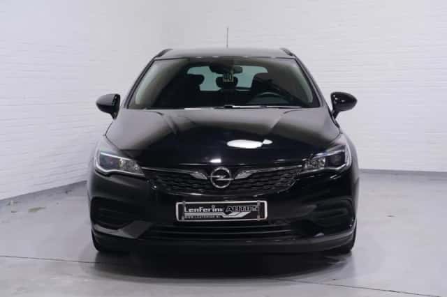 Opel Astra (2021) thumbnail 2