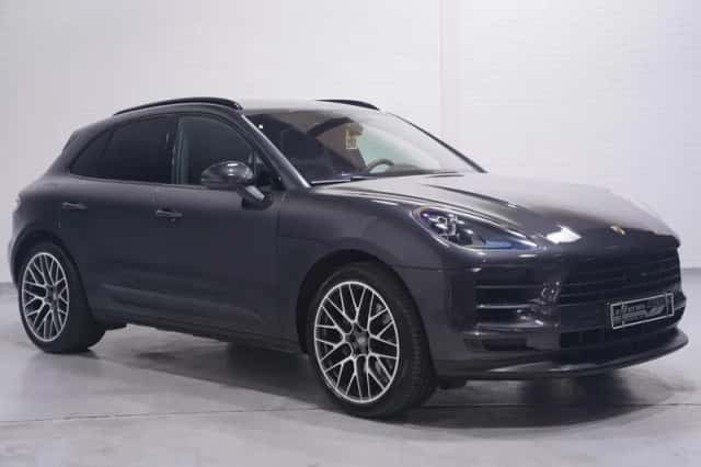 Porsche Macan (2019) thumbnail 3