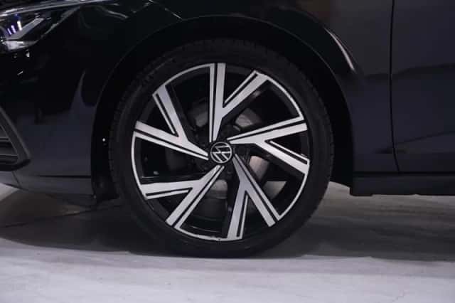 Volkswagen Golf (2020) thumbnail 6