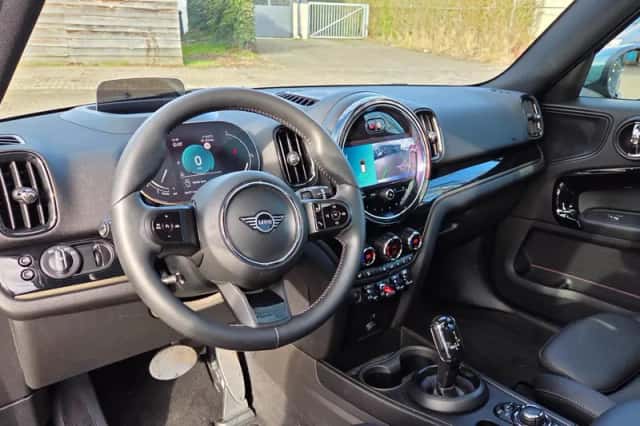 MINI Countryman (2022) thumbnail 2