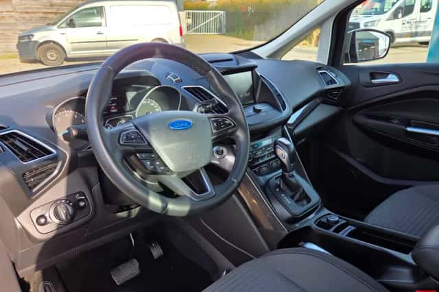 Ford C-Max (2016) thumbnail 2