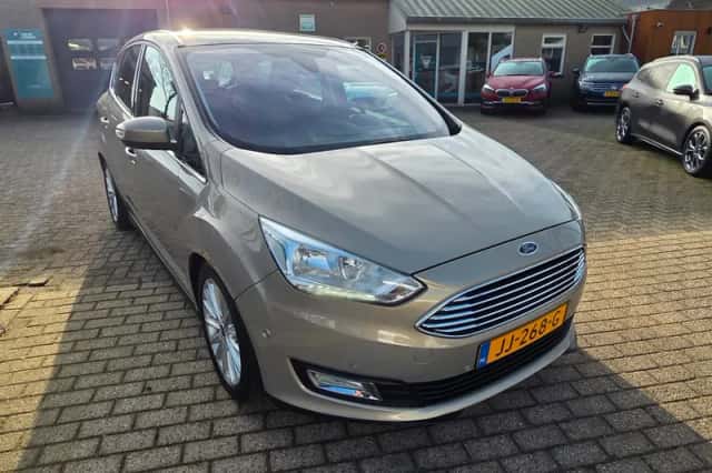 Ford C-Max (2016) thumbnail 5