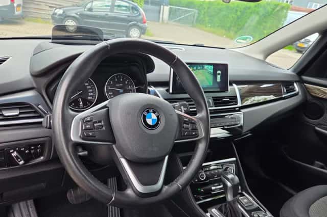 BMW 2-Serie Active Tourer (2015) thumbnail 2