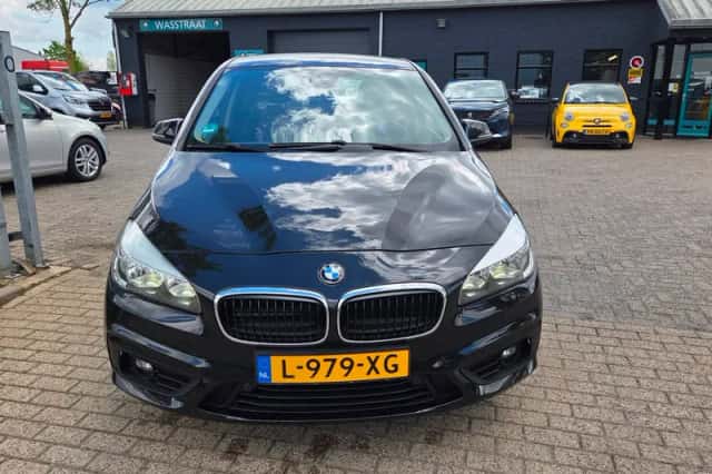 BMW 2-Serie Active Tourer (2015) thumbnail 3