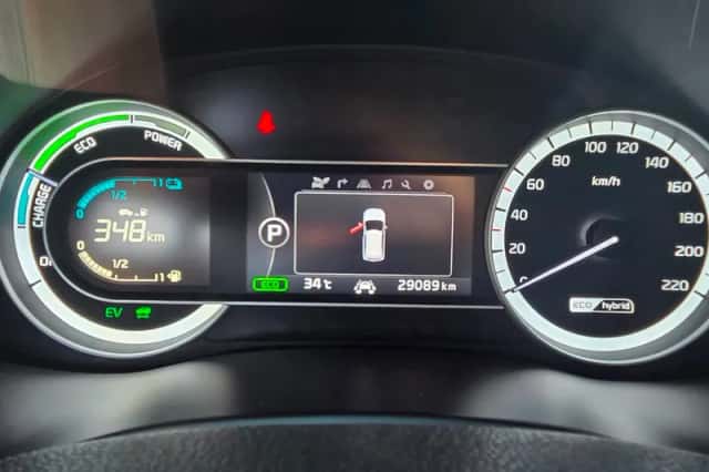 Kia Niro (2016) thumbnail 4