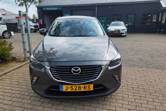 Mazda CX-3 (2017) thumbnail 3