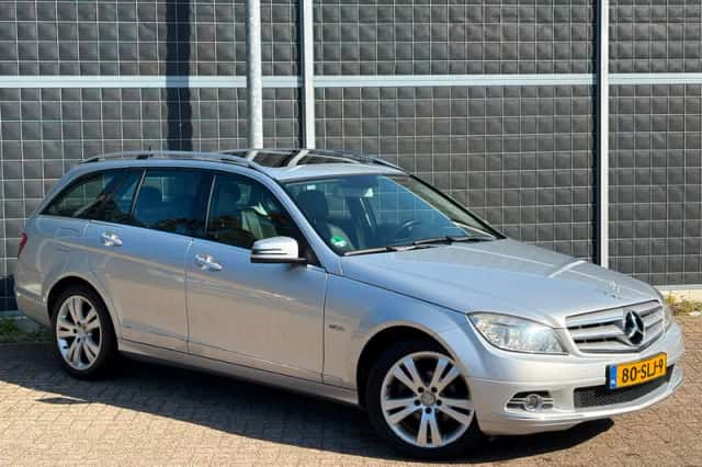 Mercedes-Benz C-Klasse (2011) thumbnail 1