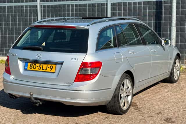 Mercedes-Benz C-Klasse (2011) thumbnail 2