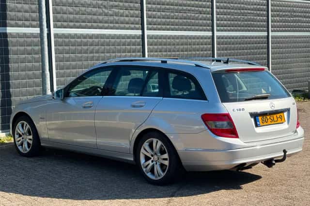 Mercedes-Benz C-Klasse (2011) thumbnail 4