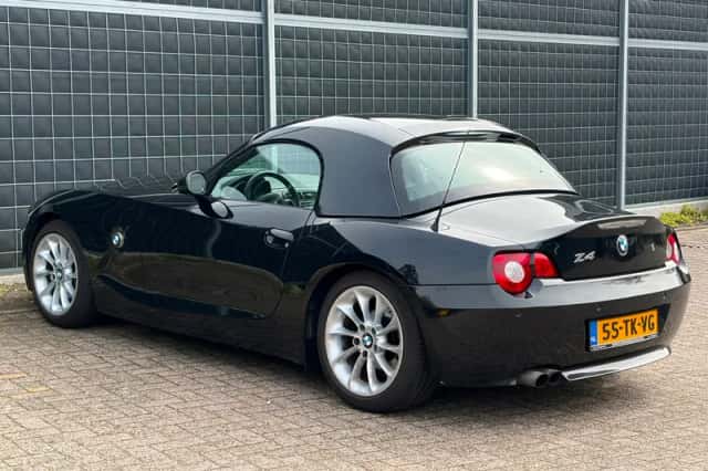 BMW Z4 (2006) thumbnail 4