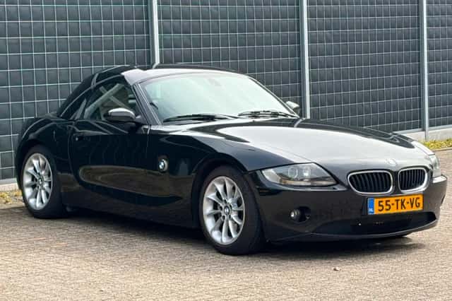 BMW Z4 (2006) thumbnail 5