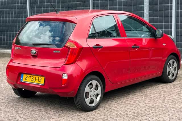 Kia Picanto (2014) thumbnail 2