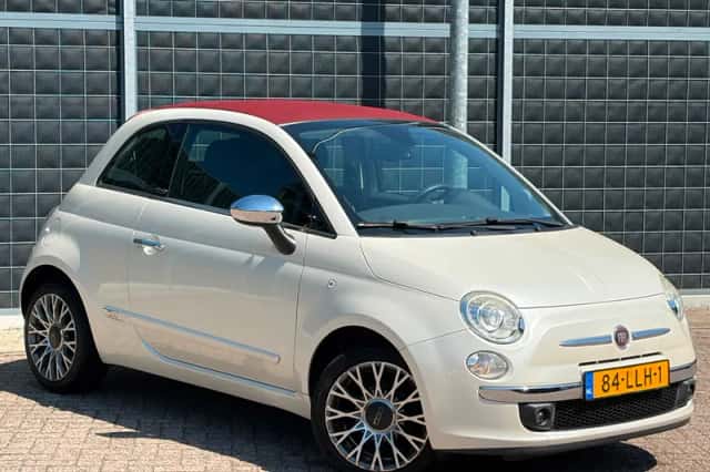 Fiat 500C (2010) thumbnail 1