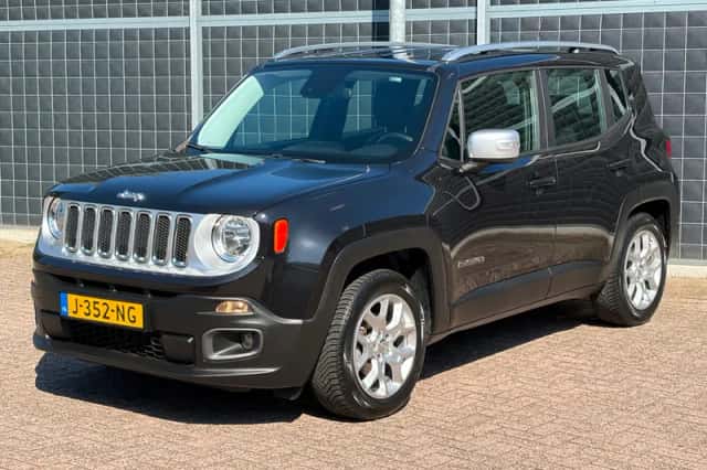 Jeep Renegade (2014) thumbnail 2