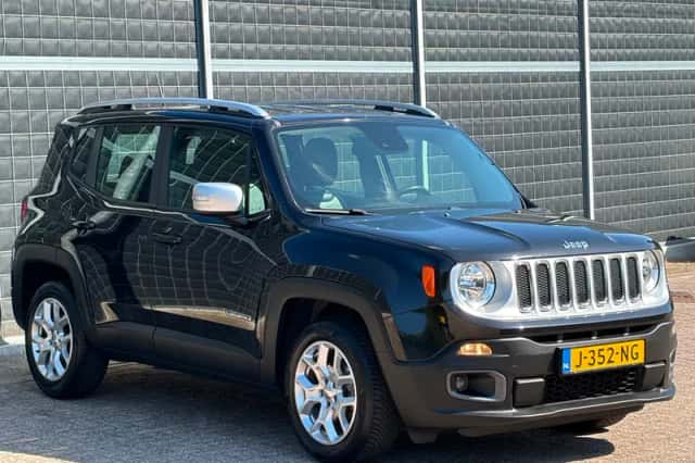 Jeep Renegade (2014) thumbnail 5