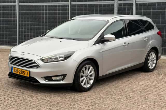 Ford Focus (2017) thumbnail 3