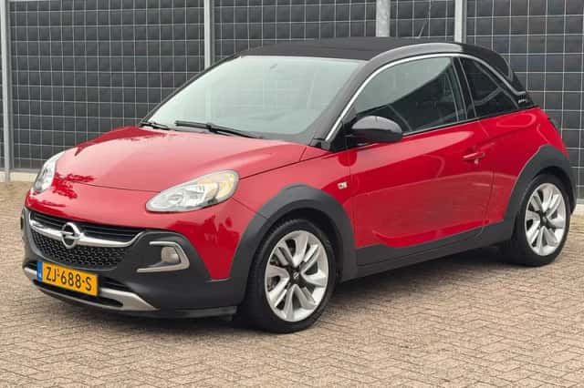 Opel Adam (2015) thumbnail 3