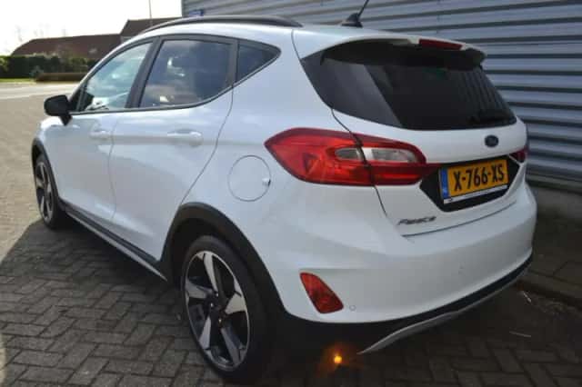 Ford Fiesta (2020) thumbnail 6