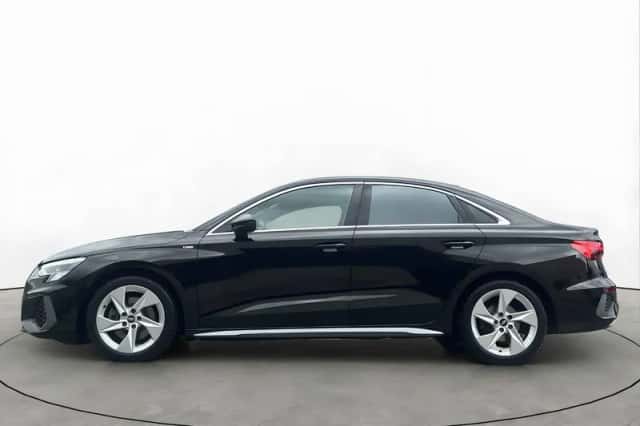 Audi A3 (2021) thumbnail 2