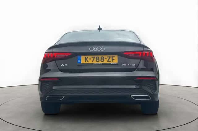 Audi A3 (2021) thumbnail 4