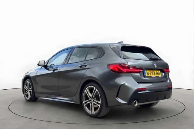 BMW 1-Serie (2021) thumbnail 3