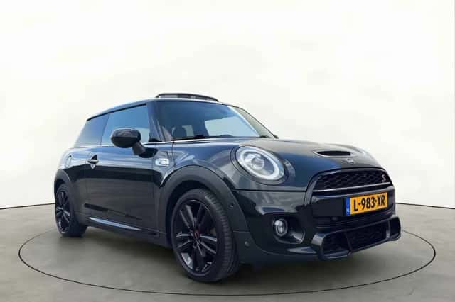 MINI Cooper (2019) thumbnail 6