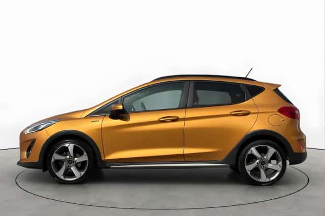 Ford Fiesta (2019) thumbnail 2