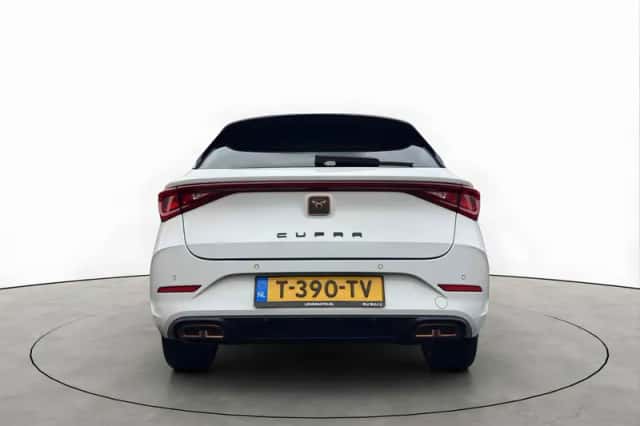 CUPRA Leon Sportstourer (2021) thumbnail 4