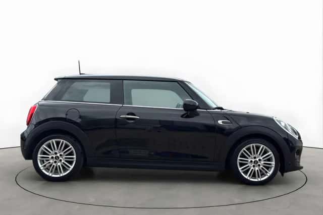 MINI Cooper (2019) thumbnail 6