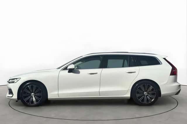 Volvo V60 (2019) thumbnail 2