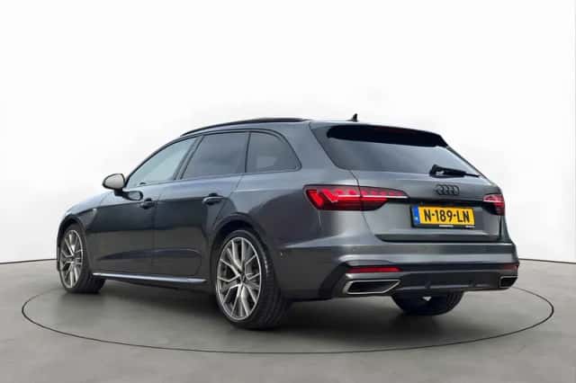 Audi A4 (2020) thumbnail 3