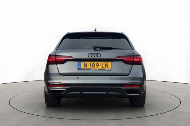 Audi A4 (2020) thumbnail 4