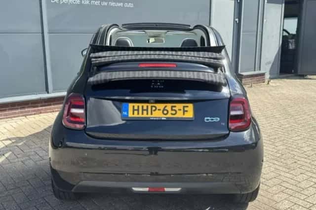 Fiat 500 (2022) thumbnail 5