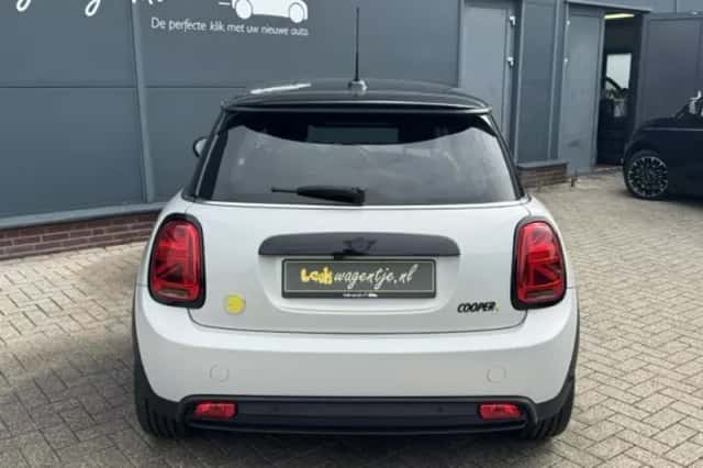 MINI Mini Electric (2021) thumbnail 5