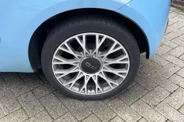 Fiat 500 (2015) thumbnail 3