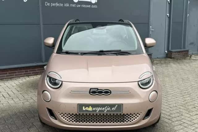 Fiat 500 (2021) thumbnail 6