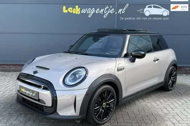 MINI Mini Electric (2021) thumbnail 1