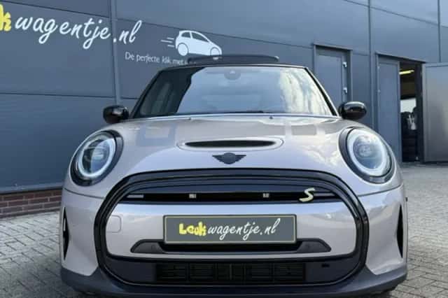 MINI Mini Electric (2021) thumbnail 4