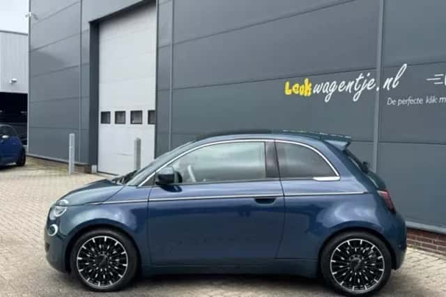 Fiat 500 (2022) thumbnail 6