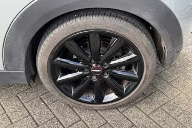 MINI Cooper (2015) thumbnail 3