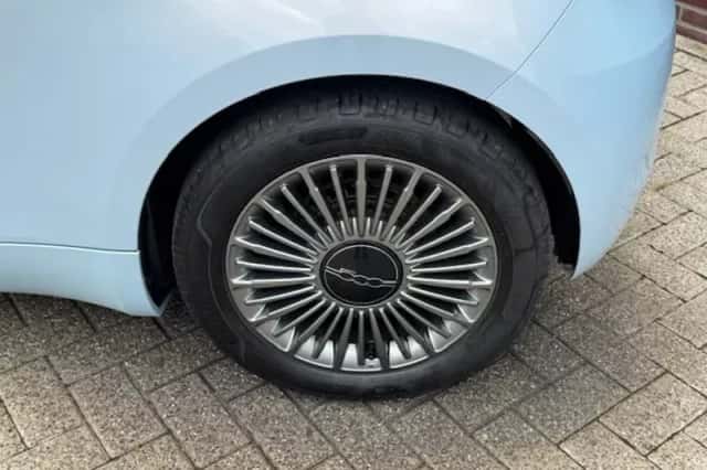 Fiat 500 (2022) thumbnail 3