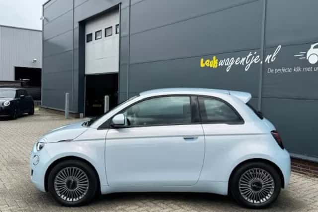 Fiat 500 (2022) thumbnail 6