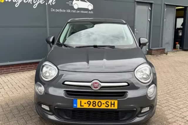 Fiat 500 (2018) thumbnail 4