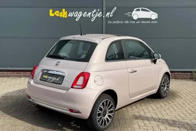 Fiat 500 (2021) thumbnail 2